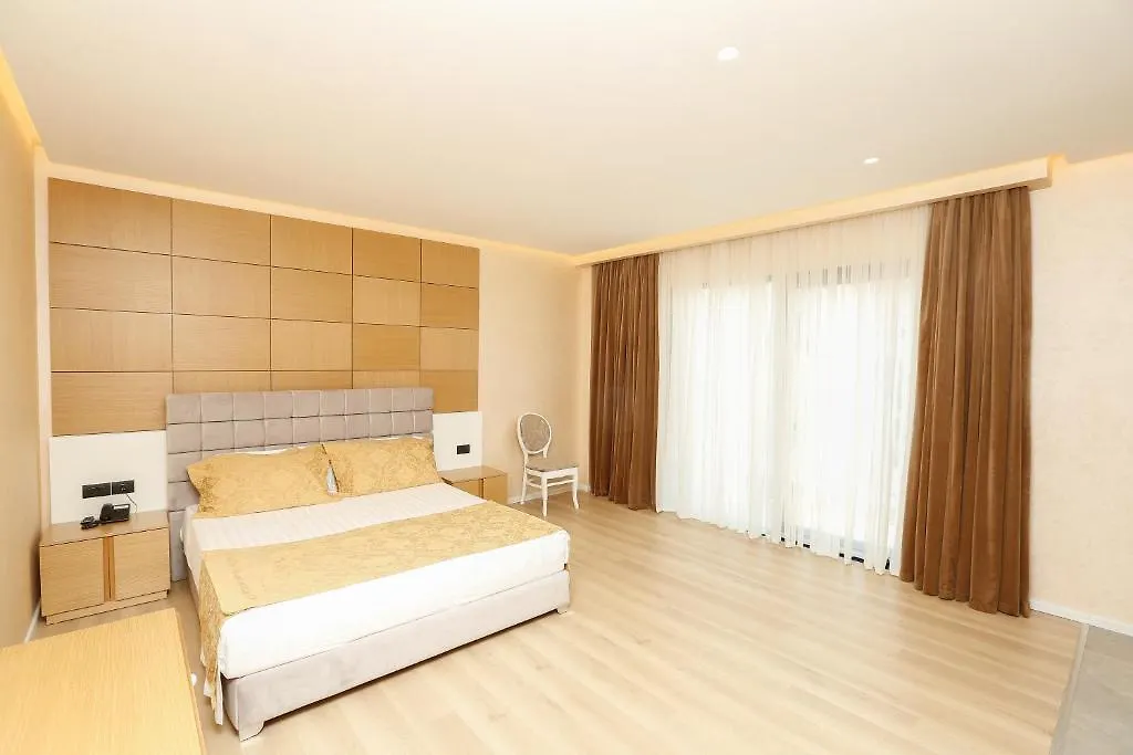 Oxford Hotel Тирана