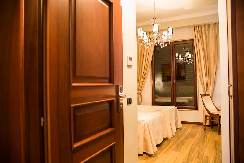 Oxford Hotel Тирана