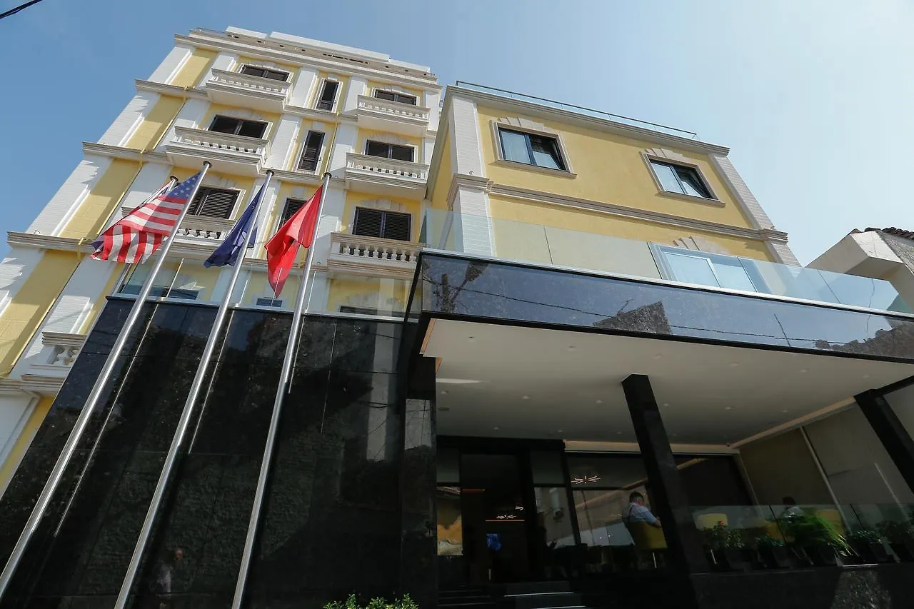 Oxford Hotel Тирана 4*,
