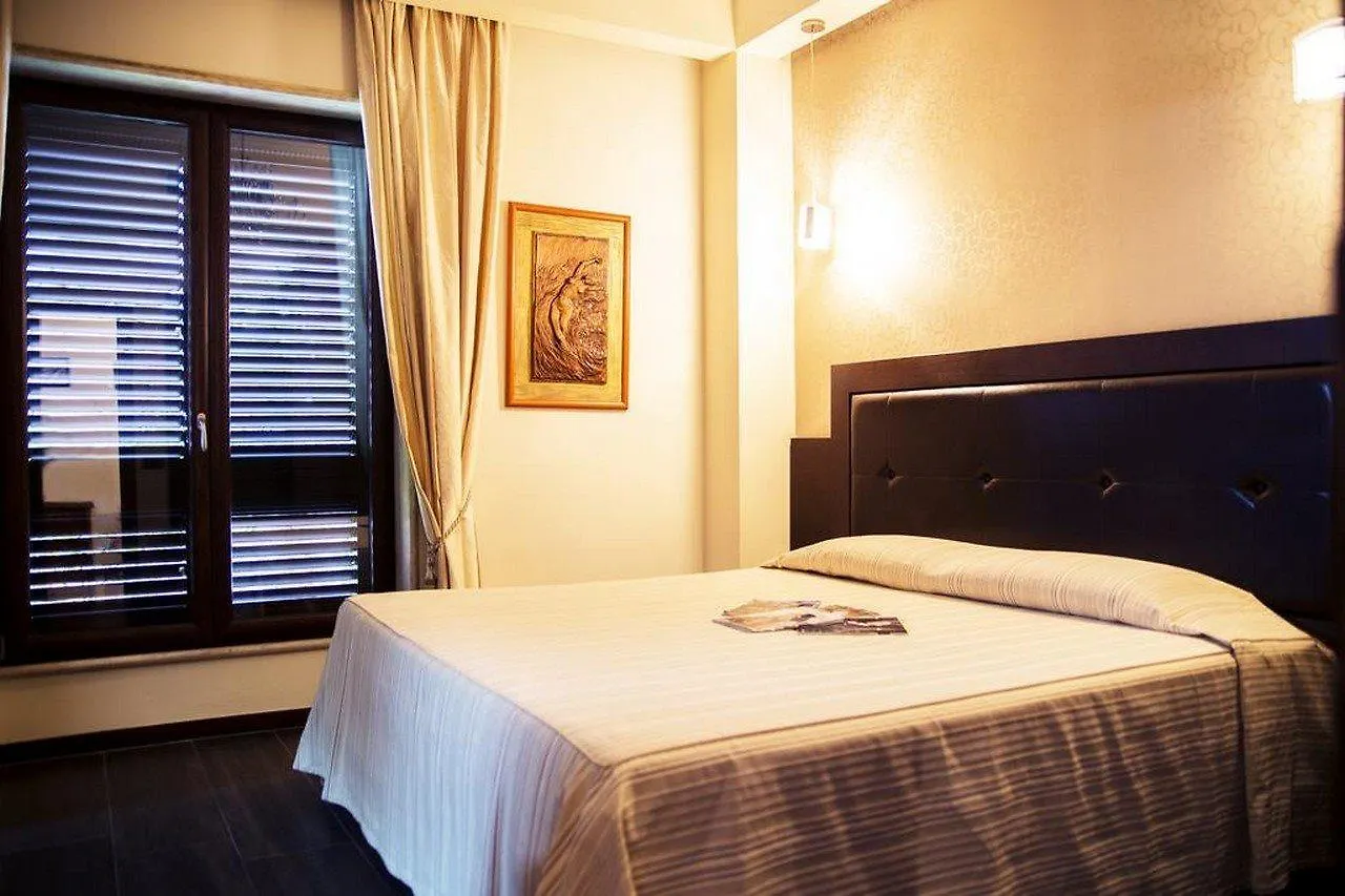 Oxford Hotel Tirana