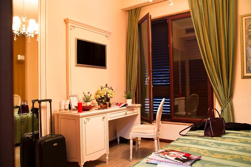 Oxford Hotel Tirana
