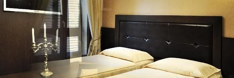 Oxford Hotel Tirana