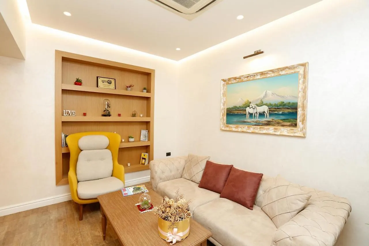 Oxford Hotel Tirana